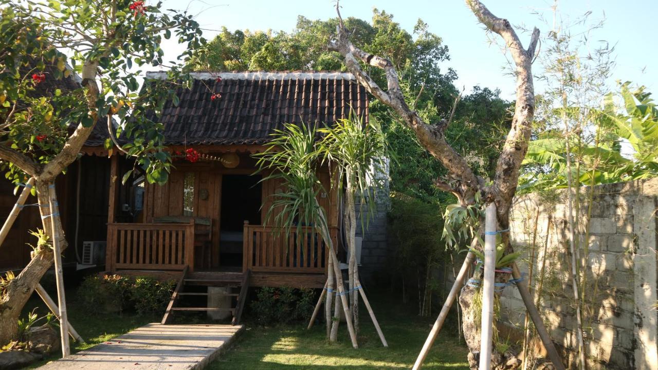 Premier Surf Camp Hotell Canggu Eksteriør bilde